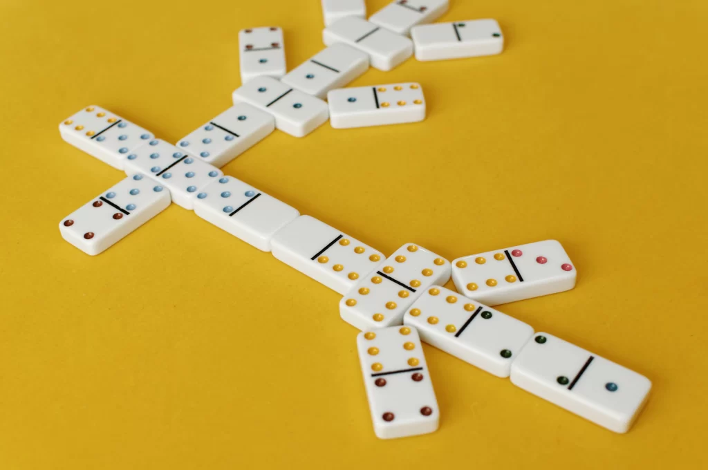 Dominoes Game - Interesting History!